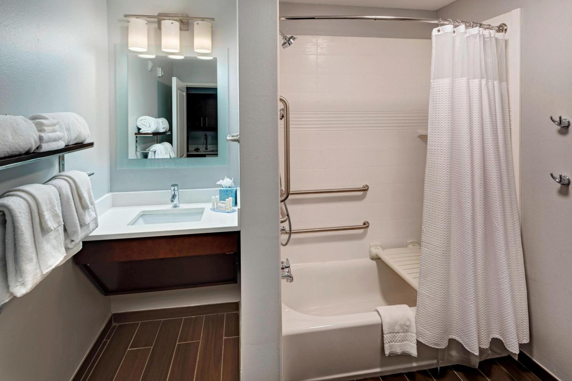 Towneplace Suites By Marriott Baton Rouge Port Allen Extérieur photo